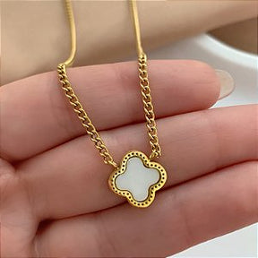 BRINCO CORAÇÃO BORDA LISA MADREPÉROLA DOURADO AÇO 316L⭐️